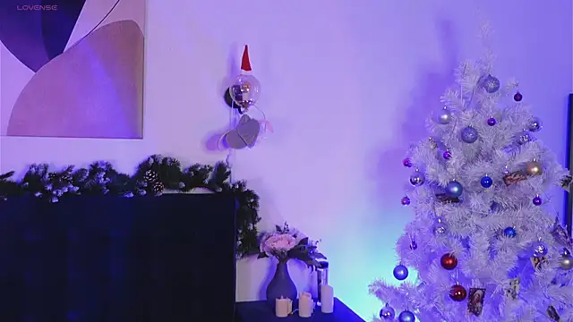 MrsPrude online show from December 13, 2024, 8:41 am