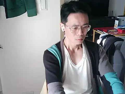 ker1ker online show from February 10, 2025, 1:03 am