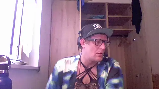 Bigthroaterboy online show from January 20, 2025, 2:46 pm