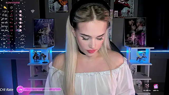 Snapshot of Ellen_Soft chatting on December 11, 2024, 5:15 pm Ellen Soft online show from December 11, 2024, 5:15 pm