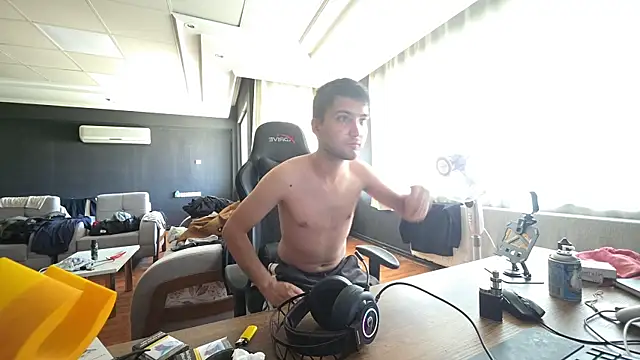 Snapshot of istebenboylebiradamim chatting on November 9, 2025, 10:57 am istebenboylebiradamim online show from November 9, 2025, 10:57 am