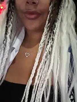 HaileyDiana online show from September 10, 2025, 8:31 pm