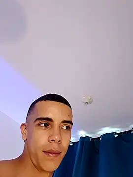 Restrepo300 online show from March 20, 2026, 7:08 pm