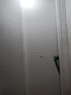 vvictoria xxx online show from November 12, 2025, 1:22 pm