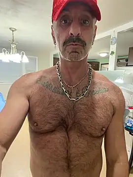 Snapshot of DaddySnowXX chatting on May 6, 2026, 11:10 pm DaddySnowXX online show from May 6, 2026, 11:10 pm