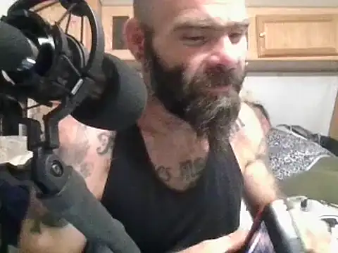 Snapshot of WilldoPita chatting on December 22, 2025, 7:05 am WilldoPita online show from December 22, 2025, 7:05 am