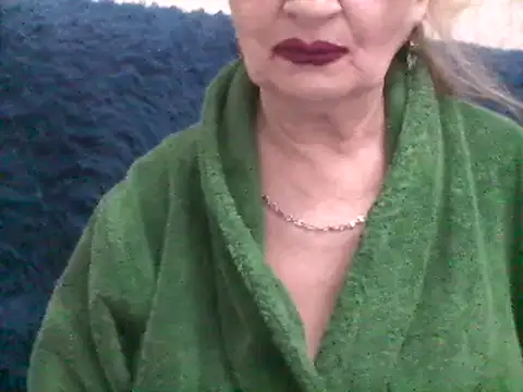 CarlyTreat online show from February 18, 2025, 6:04 pm