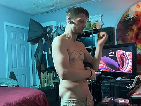 Snapshot of trash4cash chatting on May 6, 2026, 8:14 pm trash4cash online show from May 6, 2026, 8:14 pm