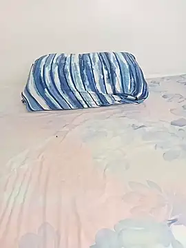 Reecekay online show from March 19, 2025, 10:11 am