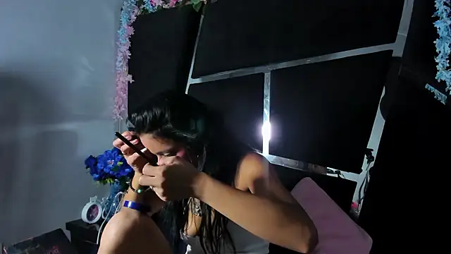 MaddyHudson online show from January 12, 2026, 9:53 pm