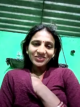 Baby  Shreya online show from December 14, 2025, 11:42 pm