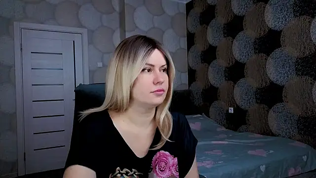 natusik online show from December 5, 2024, 5:26 am