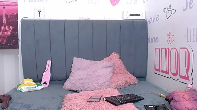 KilyetVera3x online show from February 6, 2025, 6:51 am