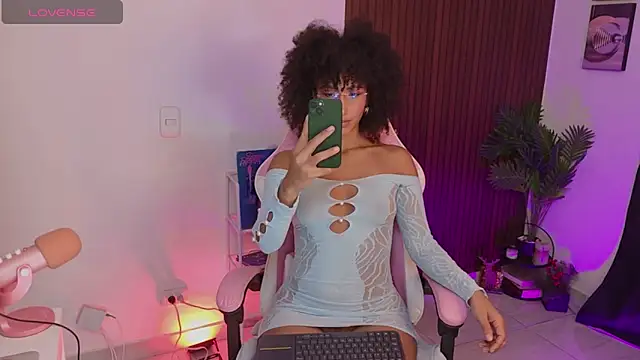 Snapshot of mulata_1ch chatting on May 17, 2026, 1:58 am mulata 1ch online show from May 17, 2026, 1:58 am