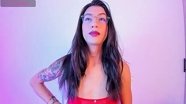 sofiaa grey  online show from November 30, 2025, 2:54 pm