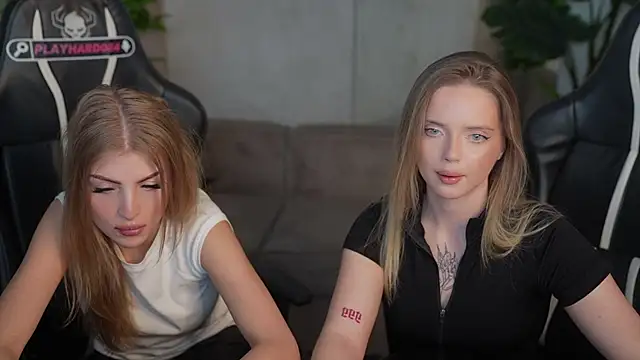 Snapshot of Cassy-Celestial_ chatting on June 3, 2026, 11:02 am Cassy-Celestial online show from June 3, 2026, 11:02 am