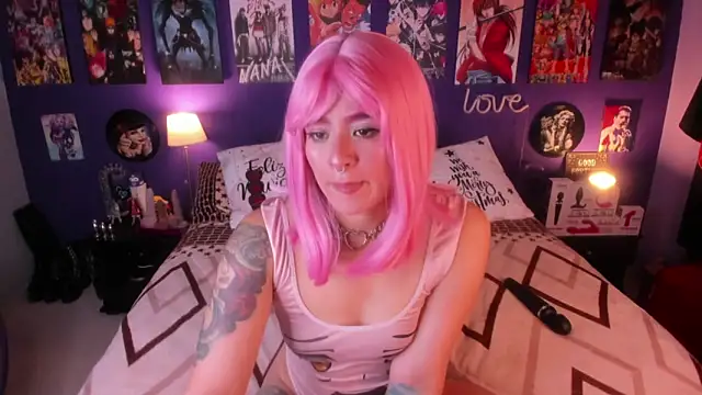 anne cross online show from November 26, 2025, 10:11 pm