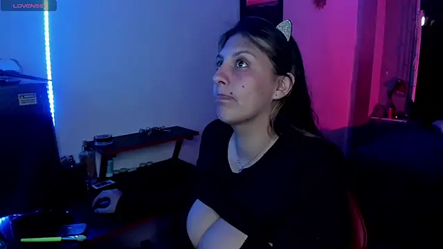 MIABOOBS   online show from September 9, 2025, 9:47 pm