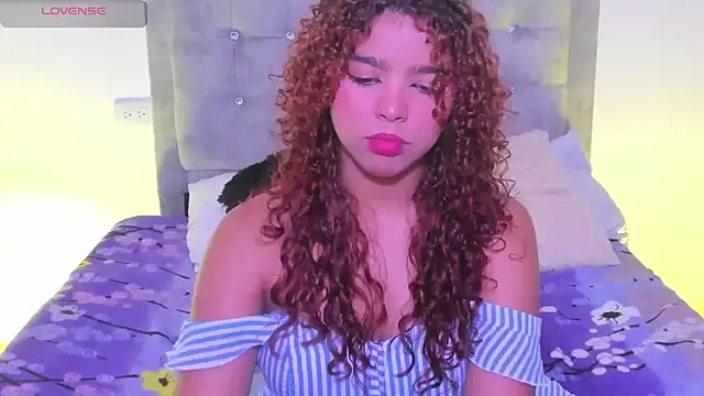 aurora rodriguez online show from March 8, 2025, 3:39 am