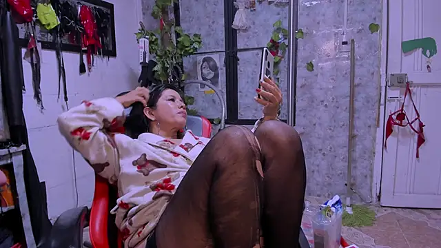 Snapshot of Erlinda-engel chatting on January 16, 2025, 2:51 pm Erlinda-engel online show from January 16, 2025, 2:51 pm