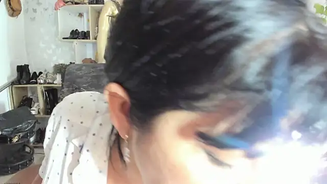 Snapshot of Erlinda-engel chatting on October 20, 2025, 11:54 am Erlinda-engel online show from October 20, 2025, 11:54 am