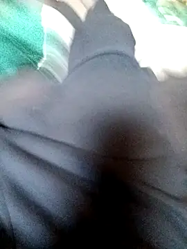 ySqmbVanbe online show from November 12, 2025, 3:34 pm