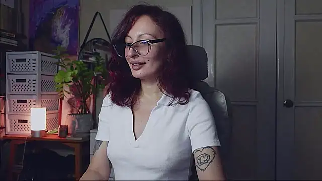 Snapshot of _owner chatting on January 9, 2025, 10:52 am owner online show from January 9, 2025, 10:52 am