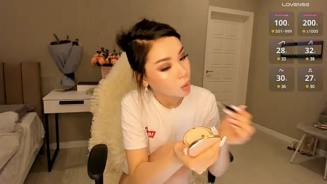 aya shy online show from December 13, 2024, 9:24 am