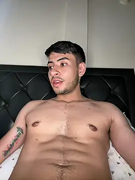 tom thick online show from March 14, 2025, 9:32 pm