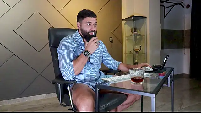 mattmasterss online show from February 23, 2025, 2:40 am