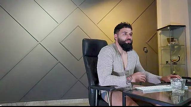 mattmasterss online show from February 25, 2025, 5:08 am