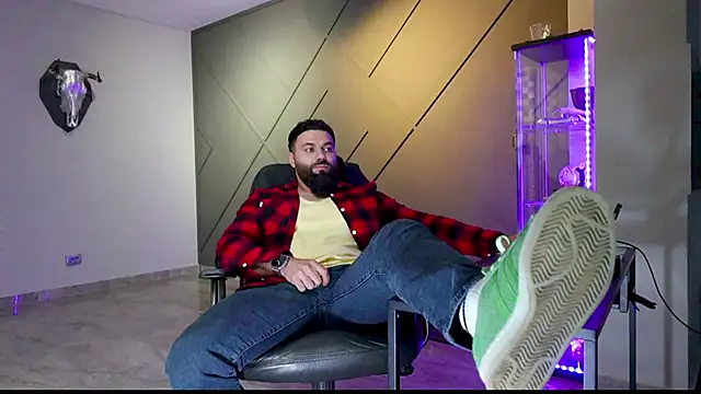 mattmasterss online show from March 10, 2025, 7:07 pm