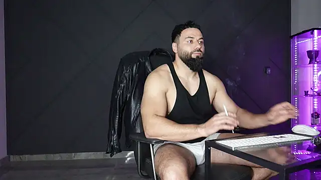 mattmasterss online show from April 18, 2026, 7:07 pm