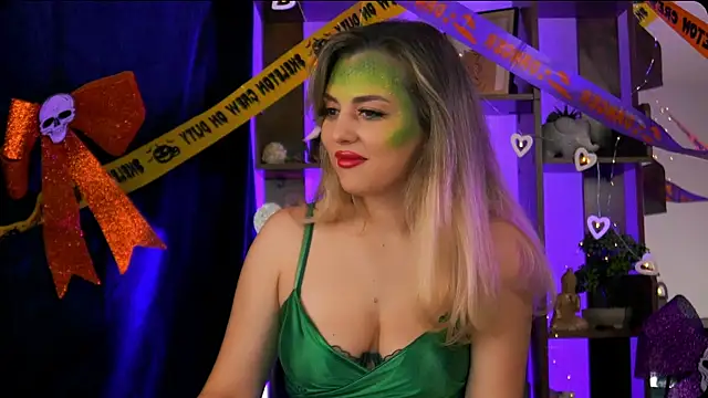 Snapshot of Bailey_Evans chatting on October 30, 2025, 7:10 am Bailey Evans online show from October 30, 2025, 7:10 am