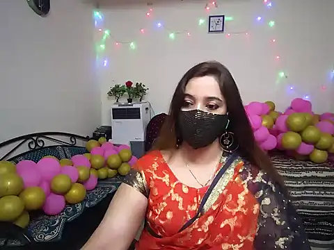 Arushisingh8888 online show from December 15, 2024, 9:56 am