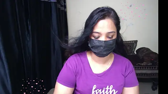 Snapshot of Arushisingh8888 chatting on April 29, 2026, 10:19 am Arushisingh8888 online show from April 29, 2026, 10:19 am