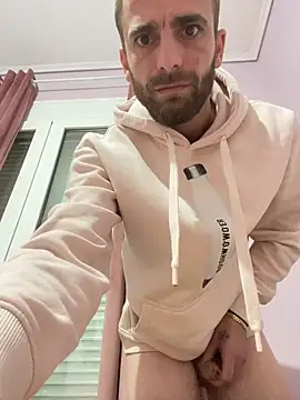 Snapshot of Antonio_Vatooo chatting on December 8, 2024, 5:55 pm Antonio Vatooo online show from December 8, 2024, 5:55 pm