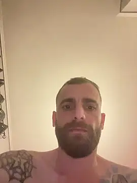 Snapshot of Antonio_Vatooo chatting on December 26, 2024, 11:03 pm Antonio Vatooo online show from December 26, 2024, 11:03 pm