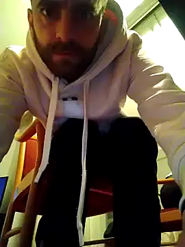 Snapshot of Antonio_Vatooo chatting on January 18, 2025, 4:04 am Antonio Vatooo online show from January 18, 2025, 4:04 am