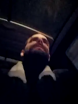 Snapshot of Antonio_Vatooo chatting on February 11, 2025, 4:01 am Antonio Vatooo online show from February 11, 2025, 4:01 am