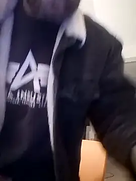 Snapshot of Antonio_Vatooo chatting on February 18, 2025, 6:26 pm Antonio Vatooo online show from February 18, 2025, 6:26 pm