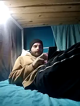 Snapshot of Antonio_Vatooo chatting on February 21, 2025, 2:17 am Antonio Vatooo online show from February 21, 2025, 2:17 am