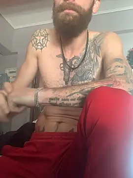 Snapshot of Antonio_Vatooo chatting on December 19, 2025, 10:33 am Antonio Vatooo online show from December 19, 2025, 10:33 am