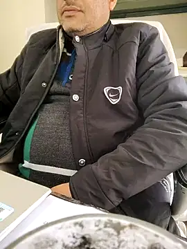 Hot-man39 online show from December 31, 2024, 6:48 am