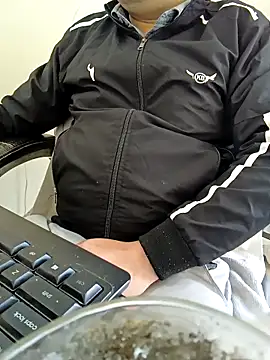 Hot-man39 online show from February 22, 2025, 6:28 am