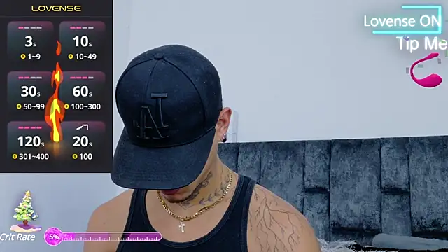 JAYCOB00 online show from December 10, 2024, 2:05 am