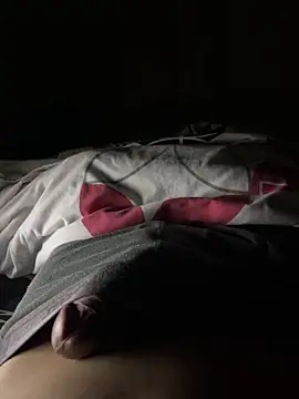 LuisMiguel3312 online show from March 7, 2025, 4:02 am