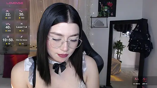 mily thomson b  online show from September 8, 2025, 9:36 pm