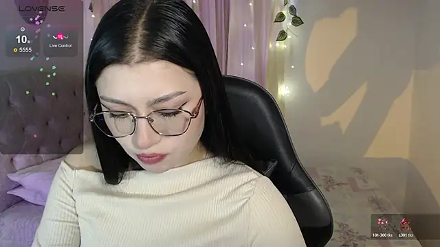 mily thomson b  online show from July 12, 2026, 11:51 pm