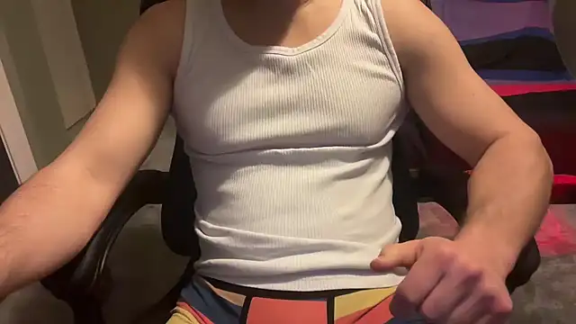 Snapshot of KinkyPlayerrr chatting on February 12, 2025, 6:40 pm KinkyPlayerrr online show from February 12, 2025, 6:40 pm